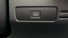 Volvo XC40 2.0 B3P Ultimate Dark 5dr Auto Petrol Estate